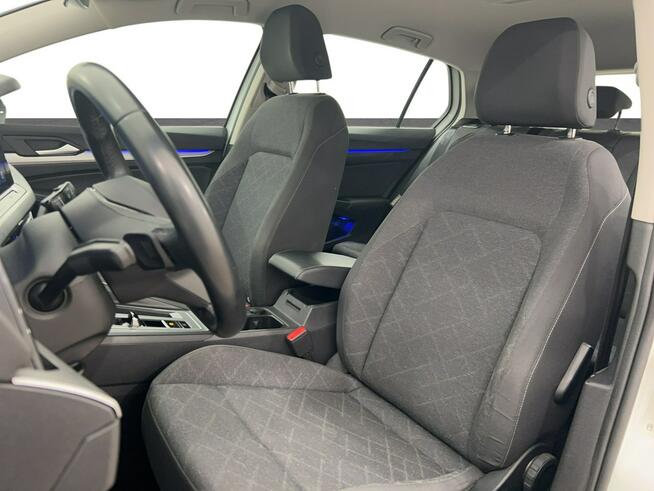 Volkswagen Golf VIII 1.0 eTSI Life DSG Hatchback Warszawa - zdjęcie 10