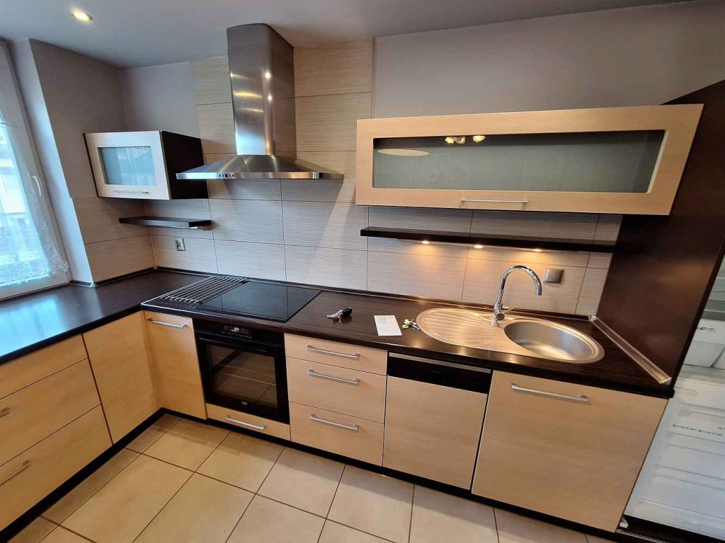 2pok, 48met, Okolice Zielnej BALKON/2007 (Wrocław) Psie Pole - zdjęcie 1