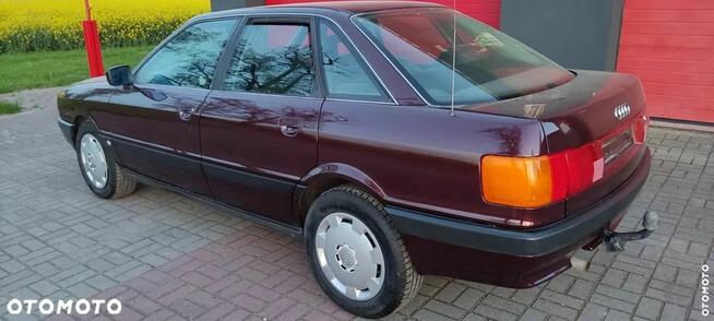 Audi 80 2.0 E Chełmce - zdjęcie 4