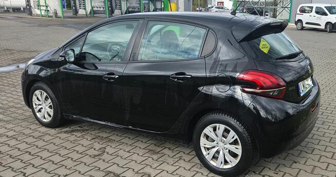 Peugeot 208 AdBlue - sprzedam Wiązowna - zdjęcie 5