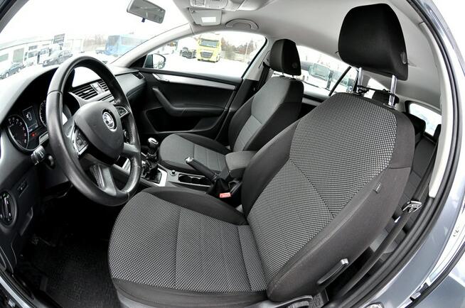 Škoda Octavia 1.6 TDI 105KM Klima Pdc Polski Salon Serwis Płock - zdjęcie 7