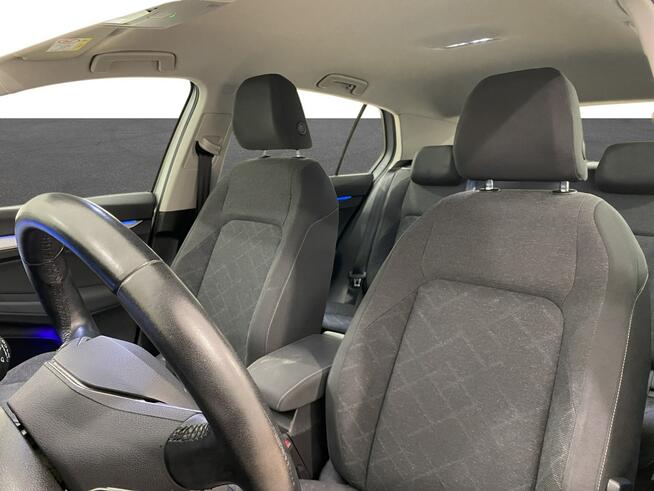 Volkswagen Golf VIII 2.0 TDI Life Warszawa - zdjęcie 10