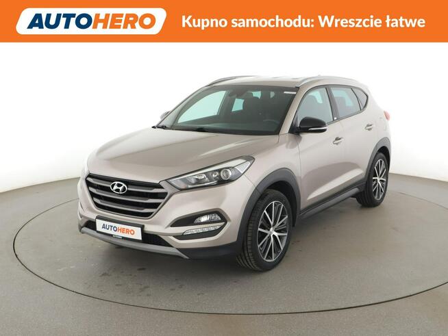 Hyundai Tucson 4x4 auto klima navi kamera manual Warszawa - zdjęcie 1