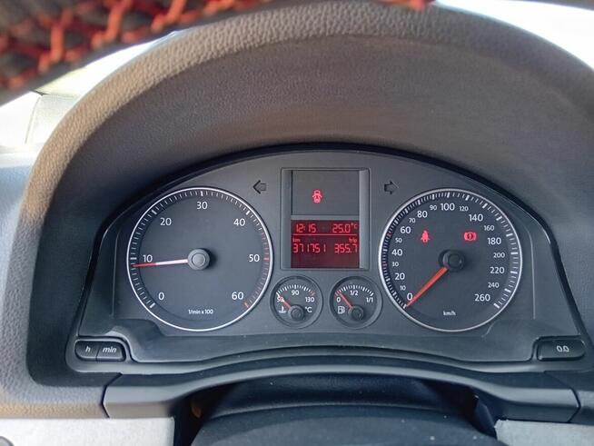 Wolgzwagen golf 5 Skarbimierz - zdjęcie 3