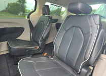 Chrysler Pacifica LIMITED / AWD / niski przebieg Warszawa - zdjęcie 11