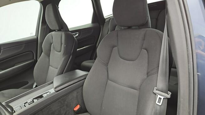 Volvo XC 60 B4 B Core aut ! Z Polskiego Salonu ! Faktura VAT ! Warszawa - zdjęcie 11