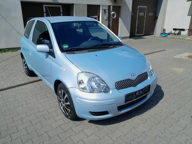 Toyota Yaris 1.3i klima elektryka stan BDB Gryfino - zdjęcie 2
