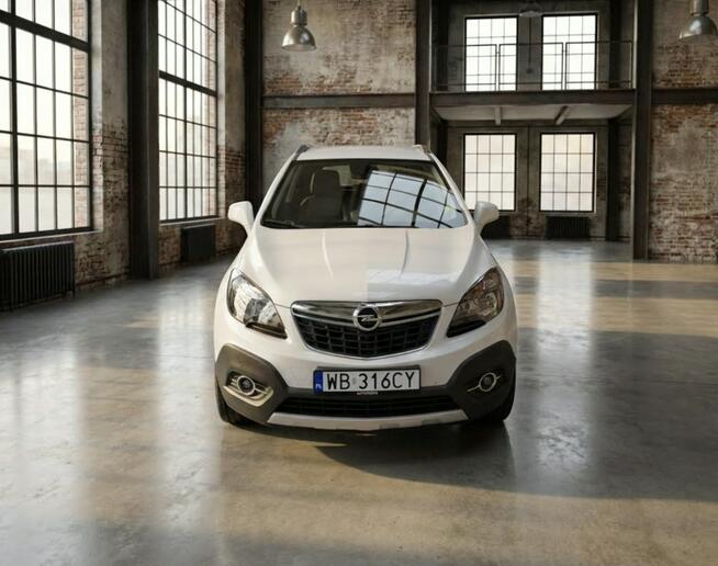 Opel Mokka Bezwypadkowy bardzo zadbany skóry LED rok gwarancji hak Kraków - zdjęcie 2