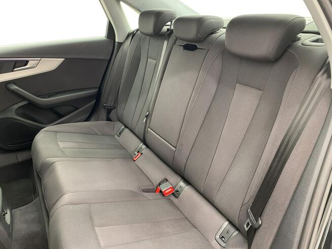 Audi A4 Limousine 35 TDI Advanced mHEV S tronic Warszawa - zdjęcie 12