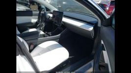 Tesla Model 3 LONG RANGE/PERFORMANCE / AWD / niski przebieg Wrocław - zdjęcie 9