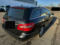 Mercedes E200 184km benzyna BIXENON skóra NAVI automat SERWIS 2010 Tychy - zdjęcie 4