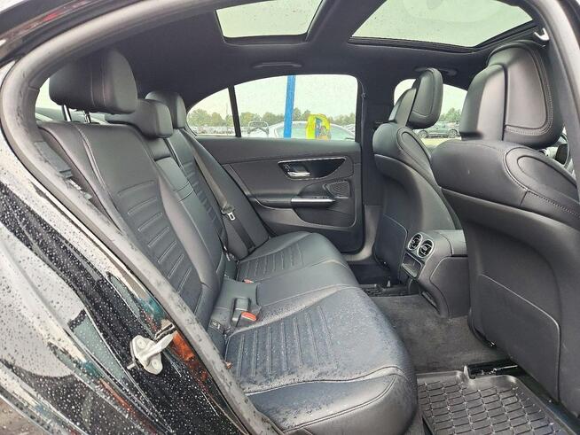 Mercedes C 300 4Matic / pakiet AMG / niski przebieg Białystok - zdjęcie 10