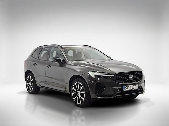 Volvo XC 60 B4 D Plus Dark aut ! Z Polskiego Salonu ! Faktura VAT ! Warszawa - zdjęcie 7