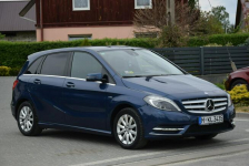 Mercedes B 180 1.6B Led Navi Kamera 2 KPL KÓŁ 135 Tys KM Sprowadzony