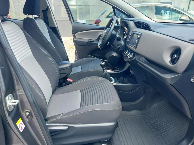 Toyota Yaris 1500 benz. SALON PL.  Kamera Tempomat Warszawa - zdjęcie 4