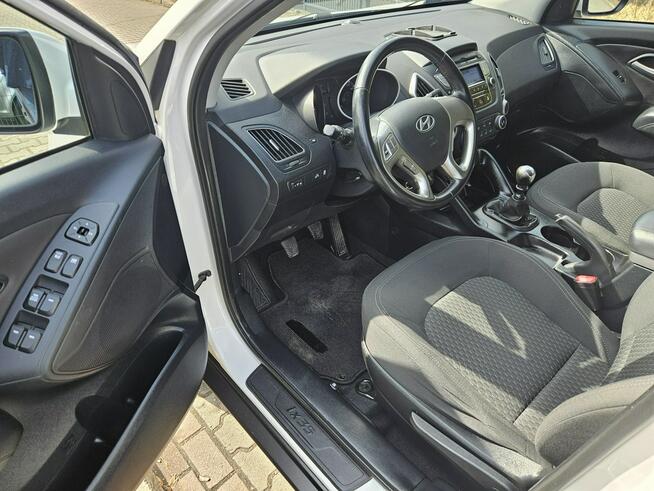 Hyundai ix35 Klimatyzacja / 6 biegów / Komputer / 2 kpl. kół Ruda Śląska - zdjęcie 7