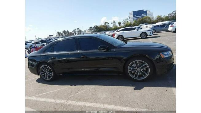 Audi A8 Quattro / 4.0 V8 / niski przebieg Warszawa - zdjęcie 4