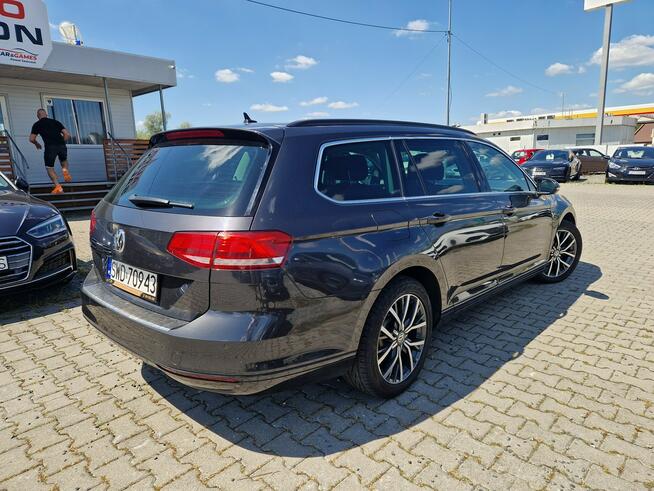 Volkswagen Passat Masaże*FullLed*AktywnyTempomat*DSG*Serwis ASO Żory - zdjęcie 2