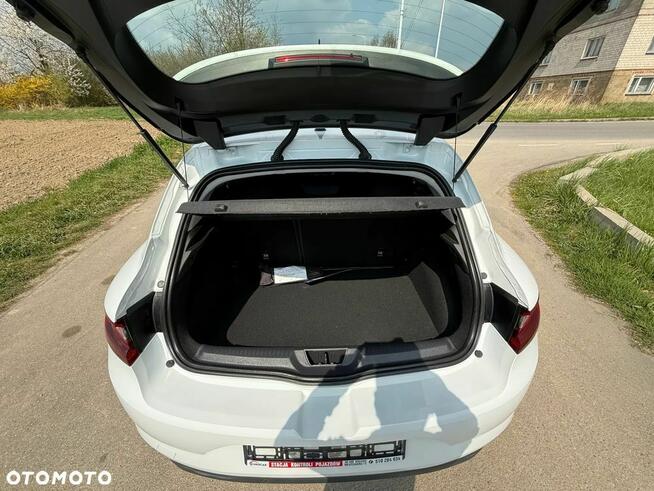 Renault Megane 1.5 Blue dCi Intens Krosno - zdjęcie 9