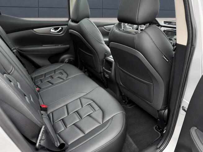 Nissan Qashqai 1.3 DIG-T Premium Edition Tarnowskie Góry - zdjęcie 8