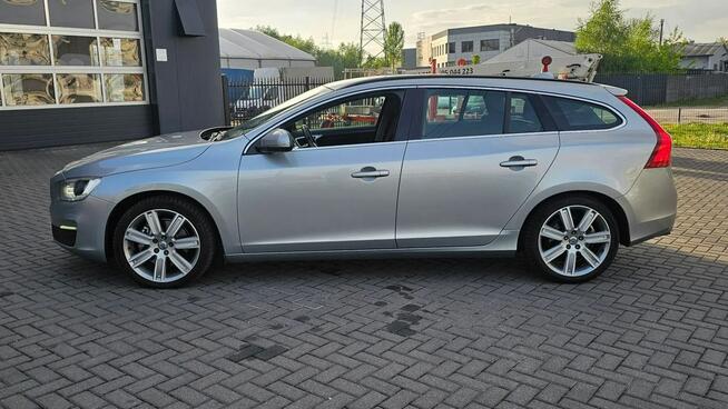 Volvo V60 2.0 benzyna Moc 240 KM benzyna - GAZ Płock - zdjęcie 8