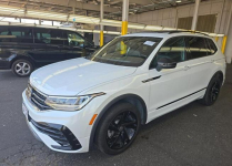 Volkswagen Tiguan R-LINE BLACK / AWD / niski przebieg