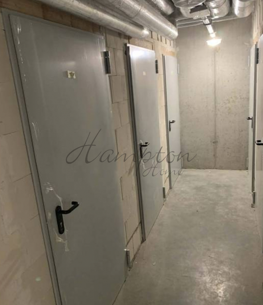 Komórka lokatorka w części apartamentowej Mokotów - zdjęcie 1