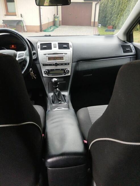 Toyota Avensis Iwkowa - zdjęcie 5