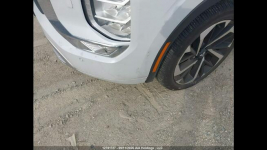Mitsubishi Outlander Bogata wersja wyposażenia / AWD / Hybryda Wrocław - zdjęcie 12