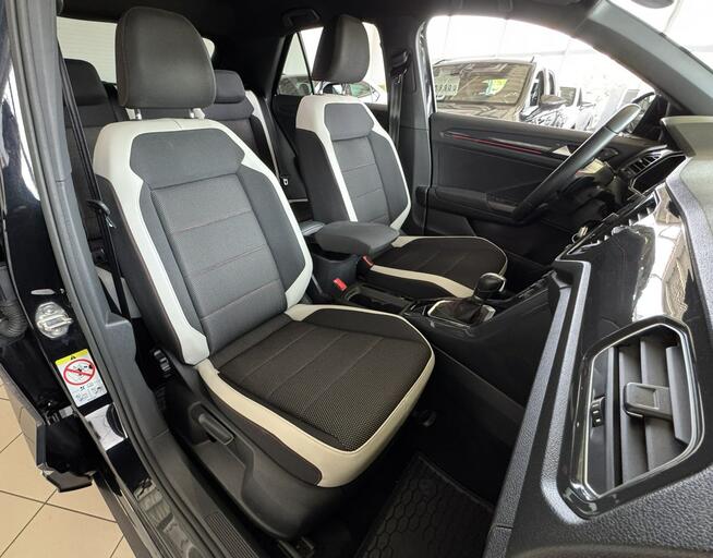 Volkswagen T-Roc Premium 1.5 TSI 150 KM DSG Bezwypadkowy Salon Polska Kielce - zdjęcie 12