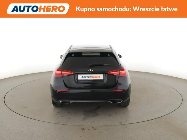 Mercedes A 180 automat virtual navi kamera grzane fotele full led Warszawa - zdjęcie 6