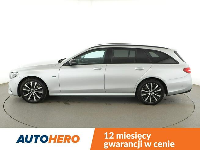Mercedes E 200 PHEV full LED navi skóra/alcantara kamery duże virtuale Warszawa - zdjęcie 2