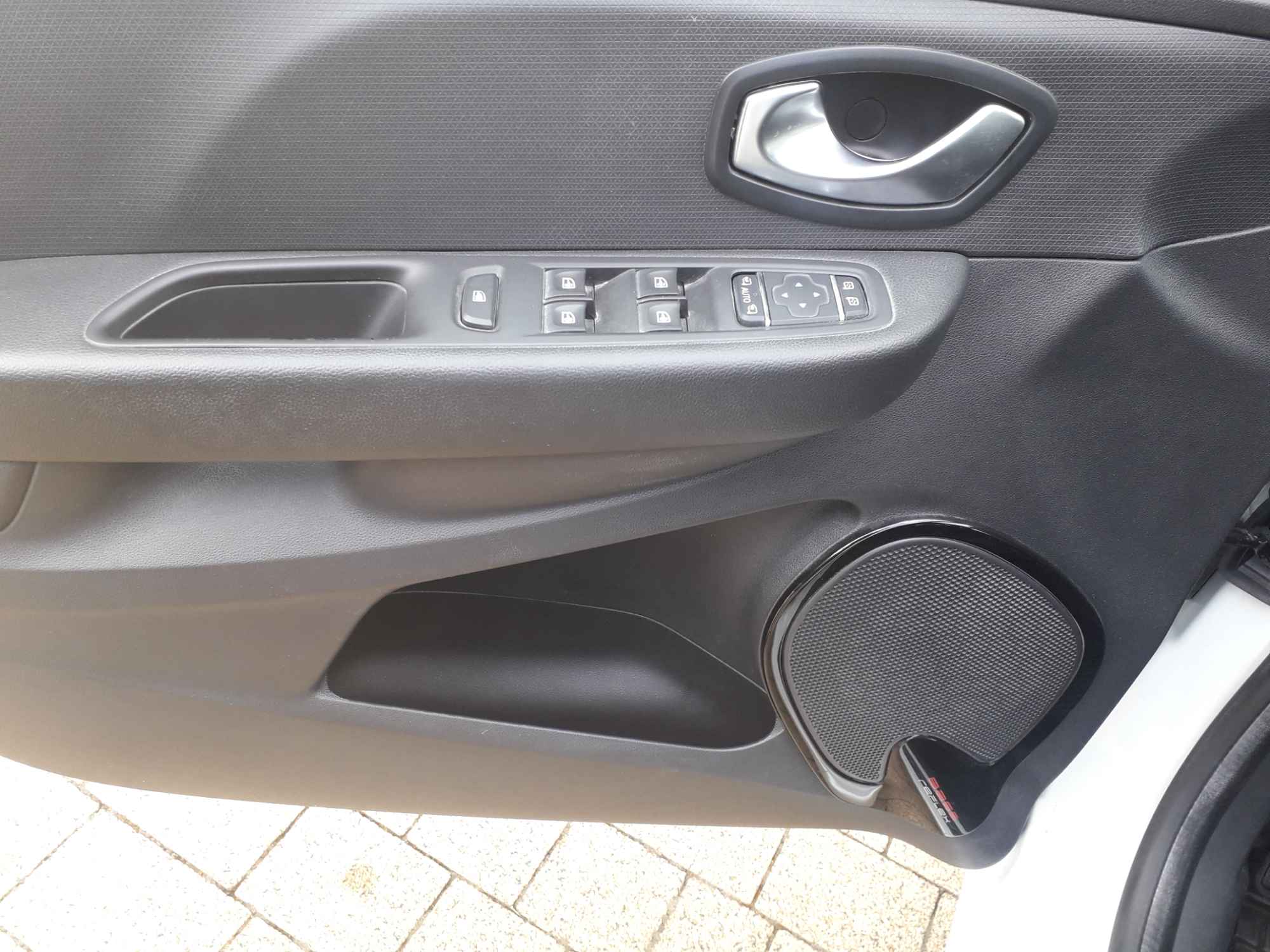 Renault CLIO IV Lift Biała Perła Zarejestrowany Navi Tablet PDC Lublin - zdjęcie 9