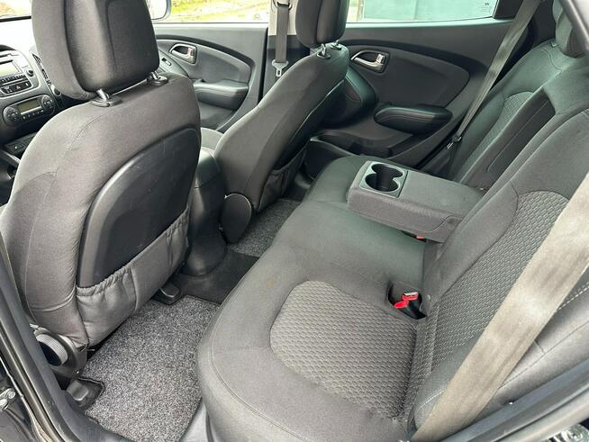 Hyundai ix35 1.6B, Grzane Fotele, Alu16, Stan bdb, Zarejestrowany Ostrowiec Świętokrzyski - zdjęcie 11