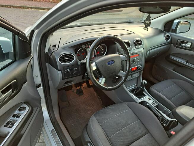 Ford Focus 1.8 TDCi 116KM 2008r. lift HB 5d climatronic TEMPOMAT 2xPDC Kampinos - zdjęcie 8
