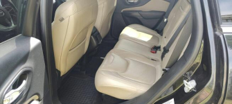 Sprzedam Samochód Jeep Cherokee kl 2015 diesel 2,2 200km