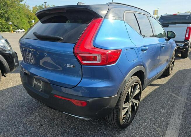 Volvo XC 40 R-Design / AWD / T5 / niski przebieg Chwaszczyno - zdjęcie 4