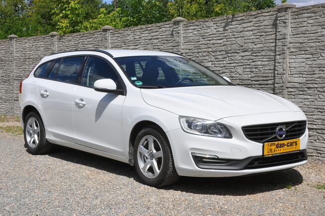 Volvo V60 2.0 5-cylindrów Pełny serwis w ASO Rozrząd wymieniony Dąbrowa Górnicza - zdjęcie 8