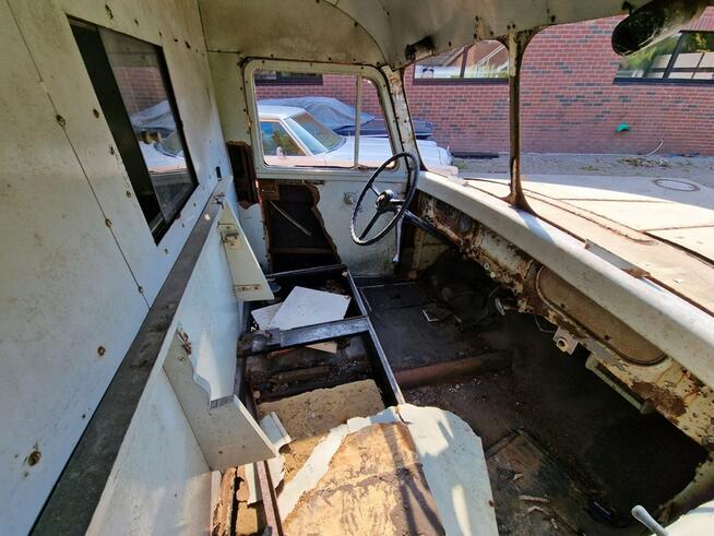 Dodge Job Rated 1954 Vintage Ambulance Food Truck Project Sulechów - zdjęcie 9
