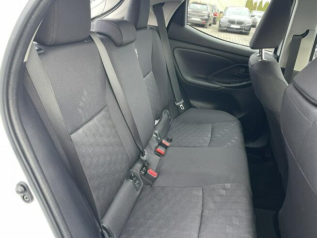 Toyota Yaris Hybryda Automat Kamera Tempomat 116KM Gliwice - zdjęcie 12