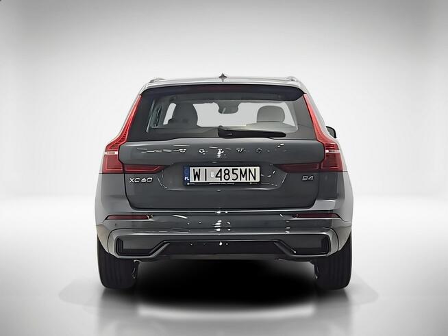 Volvo XC 60 B4 B Plus Dark aut ! Z Polskiego Salonu ! Faktura VAT ! Warszawa - zdjęcie 4