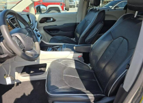 Chrysler Pacifica LIMITED / Benzyna / niski przebieg Tarnów - zdjęcie 7