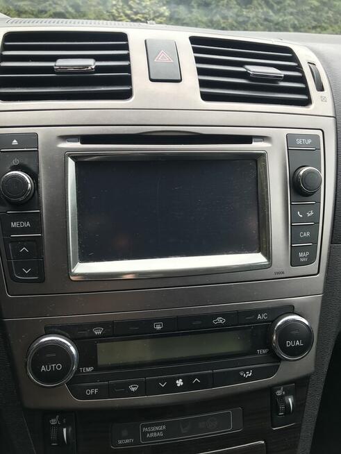 Sprzedam Toyota Avensis kombi Stalowa Wola - zdjęcie 9