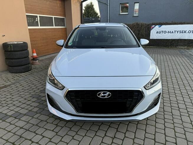 Hyundai i30 1,4 100KM  Klima  Navi  Kamera  Koła lato+zima Orzech - zdjęcie 2