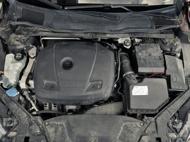 Volvo V40 2.0 Momentum 122KM FULL LED skóra NAVI pdc BEZWYPADEK 2019 Tychy - zdjęcie 6