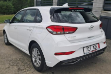 Hyundai i30 1.5 Benzyna  110 KM Cisiec - zdjęcie 11