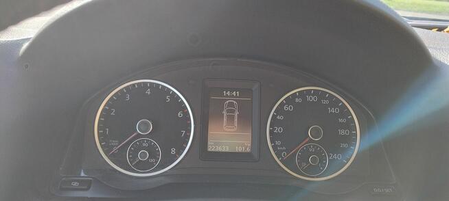Volkswagen Tiguan z 2010 r. 2.0 TSI 4 Motion o mocy 170 KM b Strzegom - zdjęcie 6