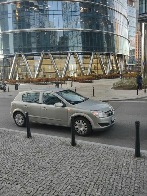 Opel Astra 2009, 105 tys, 1 właść, salon, Polska Warszawa - zdjęcie 2