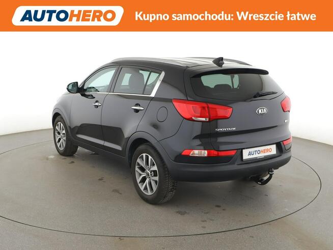 Kia Sportage navi kamera skóra grzane fotele i kanapa auto klima hak Warszawa - zdjęcie 4