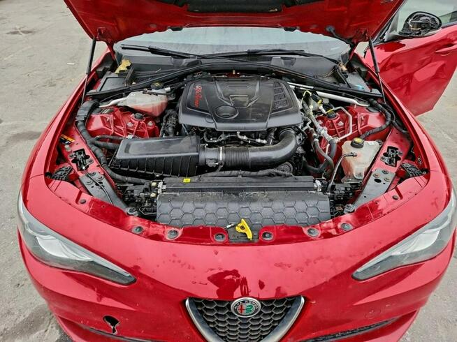 Alfa Romeo Giulia / 4x4 / 2.0 280KM / Niski przebieg / Tarnów - zdjęcie 10